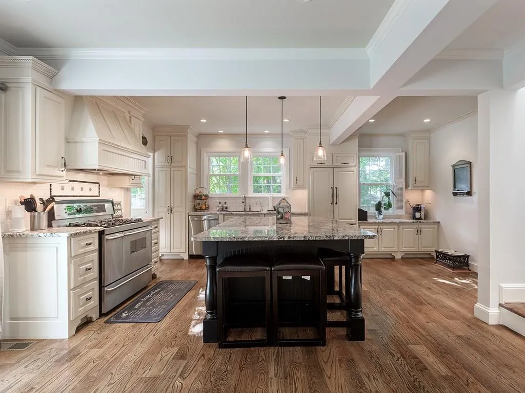 617 Woodward Way Nw, Atlanta, Georgia 30327, 4 Bedrooms Bedrooms, ,3 BathroomsBathrooms,Residential,Sold,617 Woodward Way Nw,6031305