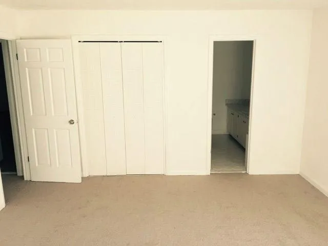 290 Winding River Drive Unit B, Sandy Springs, Georgia 30350, 2 Bedrooms Bedrooms, ,2 BathroomsBathrooms,Residential,Sold,290 Winding River Drive Unit B,5627974