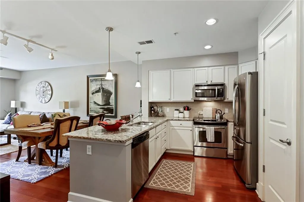 200 River Vista Drive Unit 622, Atlanta, Georgia 30339, 1 Bedroom Bedrooms, ,1 BathroomBathrooms,Residential,Sold,200 River Vista Drive Unit 622,6710059