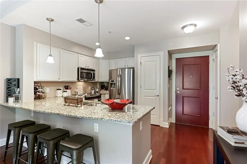 200 River Vista Drive Unit 622, Atlanta, Georgia 30339, 1 Bedroom Bedrooms, ,1 BathroomBathrooms,Residential,Sold,200 River Vista Drive Unit 622,6710059