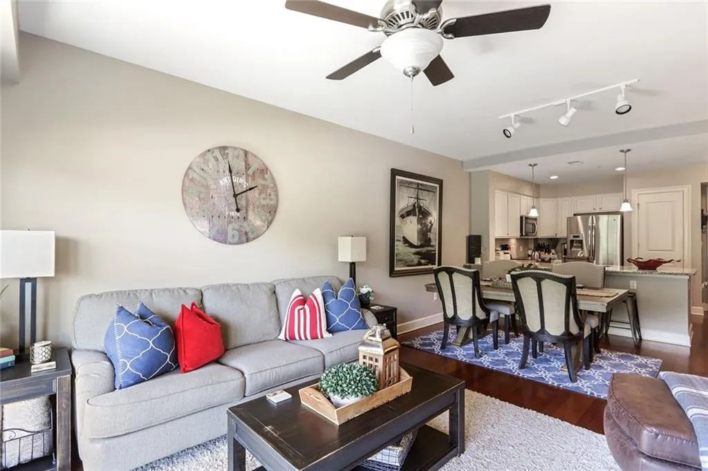 200 River Vista Drive Unit 622, Atlanta, Georgia 30339, 1 Bedroom Bedrooms, ,1 BathroomBathrooms,Residential,Sold,200 River Vista Drive Unit 622,6710059