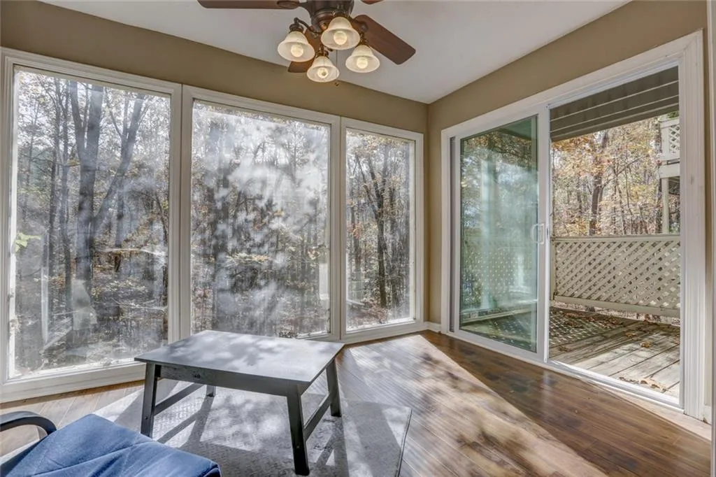 1001 Vicksburg Place, Sandy Springs, Georgia 30350, 2 Bedrooms Bedrooms, ,2 BathroomsBathrooms,Residential,Sold,1001 Vicksburg Place,5933192