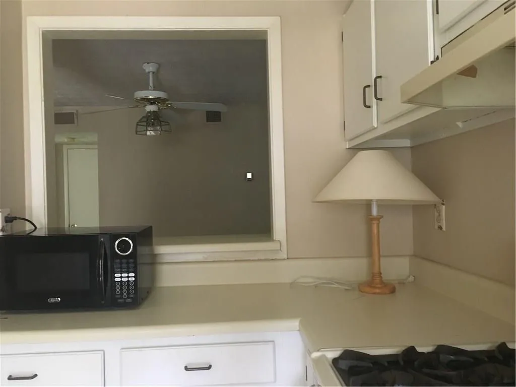 306 Woodcliff Drive N Unit 306, Atlanta, Georgia 30350, 1 Bedroom Bedrooms, ,1 BathroomBathrooms,Residential,Sold,306 Woodcliff Drive N Unit 306,5729460