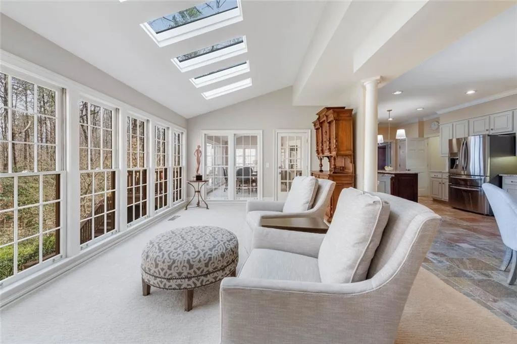 2010 Spalding Drive, Sandy Springs, Georgia 30350, 5 Bedrooms Bedrooms, ,5 BathroomsBathrooms,Residential,Sold,2010 Spalding Drive,7350747