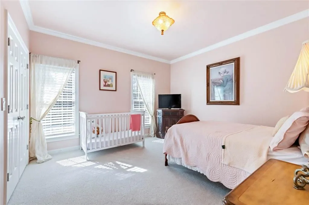 2010 Spalding Drive, Sandy Springs, Georgia 30350, 5 Bedrooms Bedrooms, ,5 BathroomsBathrooms,Residential,Sold,2010 Spalding Drive,7350747