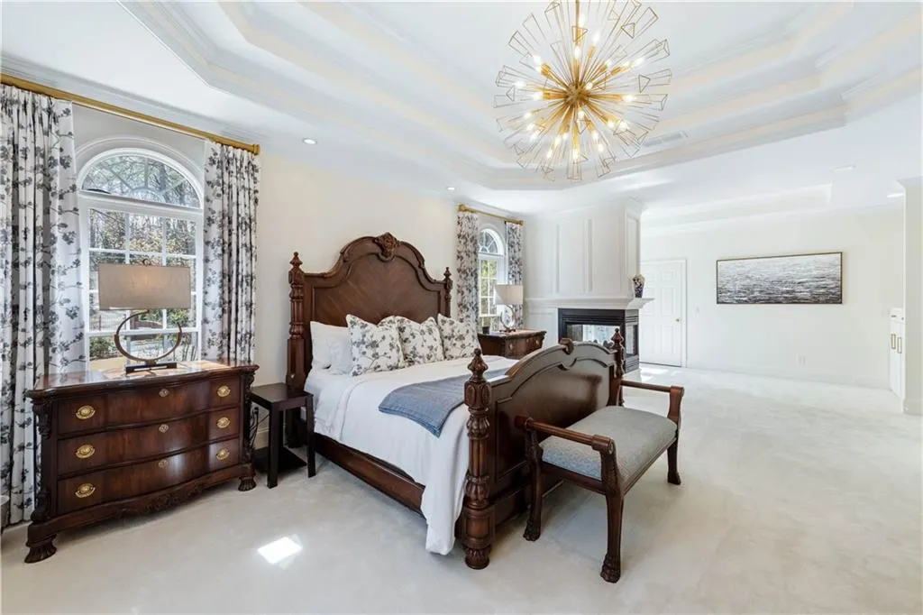 2010 Spalding Drive, Sandy Springs, Georgia 30350, 5 Bedrooms Bedrooms, ,5 BathroomsBathrooms,Residential,Sold,2010 Spalding Drive,7350747