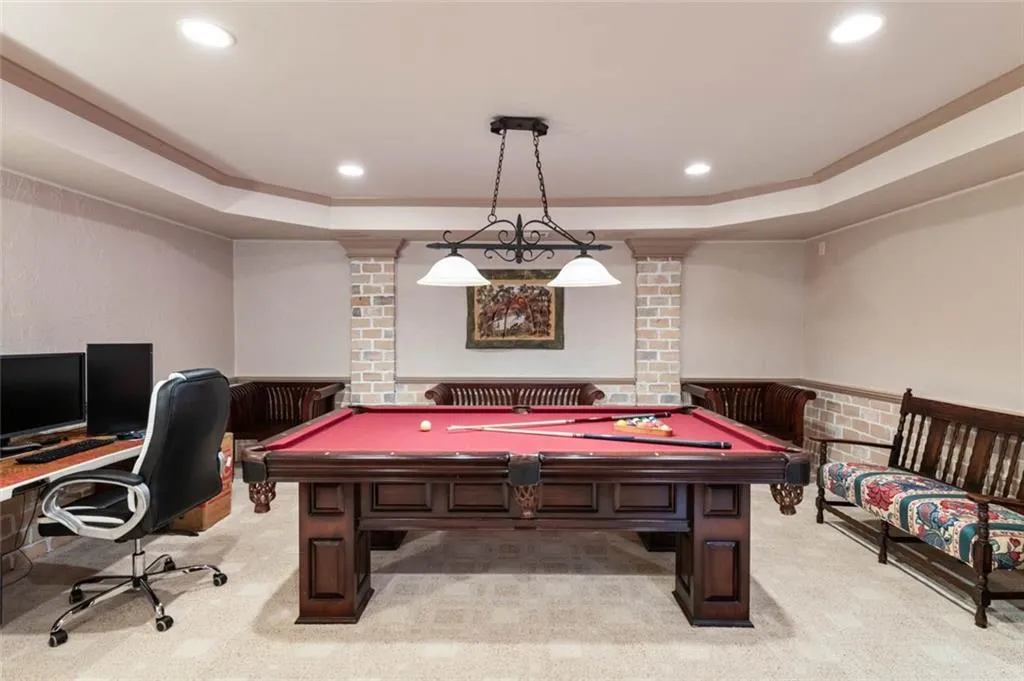 2010 Spalding Drive, Sandy Springs, Georgia 30350, 5 Bedrooms Bedrooms, ,5 BathroomsBathrooms,Residential,Sold,2010 Spalding Drive,7350747