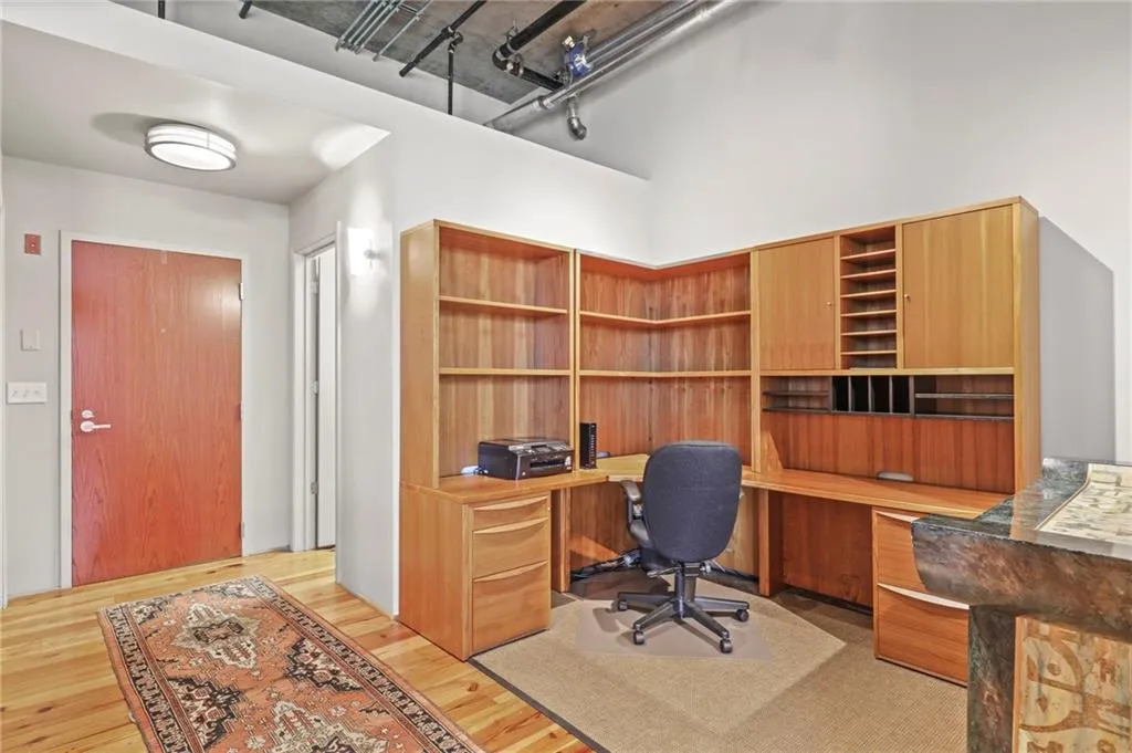 6105 Blue Stone Road Unit 303, Sandy Springs, Georgia 30328, 2 Bedrooms Bedrooms, ,2 BathroomsBathrooms,Residential,Sold,6105 Blue Stone Road Unit 303,6909378