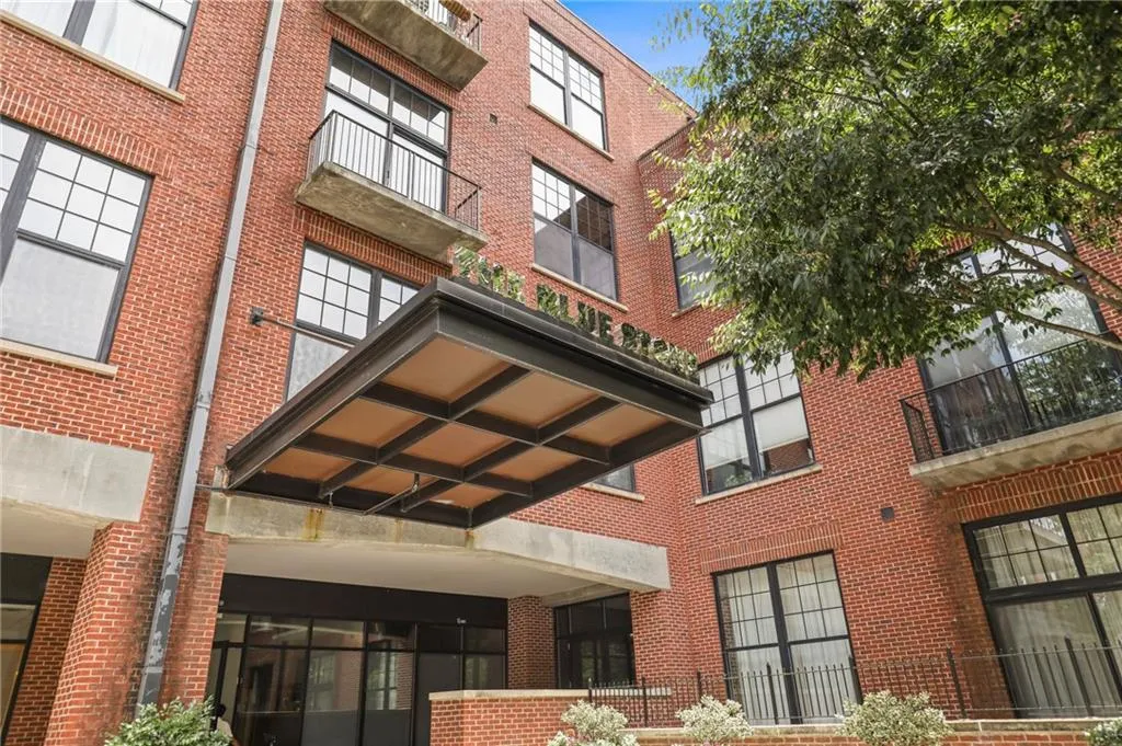 6105 Blue Stone Road Unit 303, Sandy Springs, Georgia 30328, 2 Bedrooms Bedrooms, ,2 BathroomsBathrooms,Residential,Sold,6105 Blue Stone Road Unit 303,6909378
