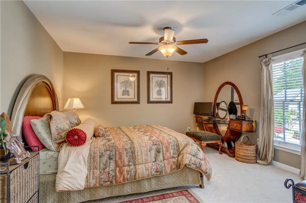 420 Glenridge Close Court, Atlanta, Georgia 30328, 4 Bedrooms Bedrooms, ,2 BathroomsBathrooms,Residential,Sold,420 Glenridge Close Court,5880359