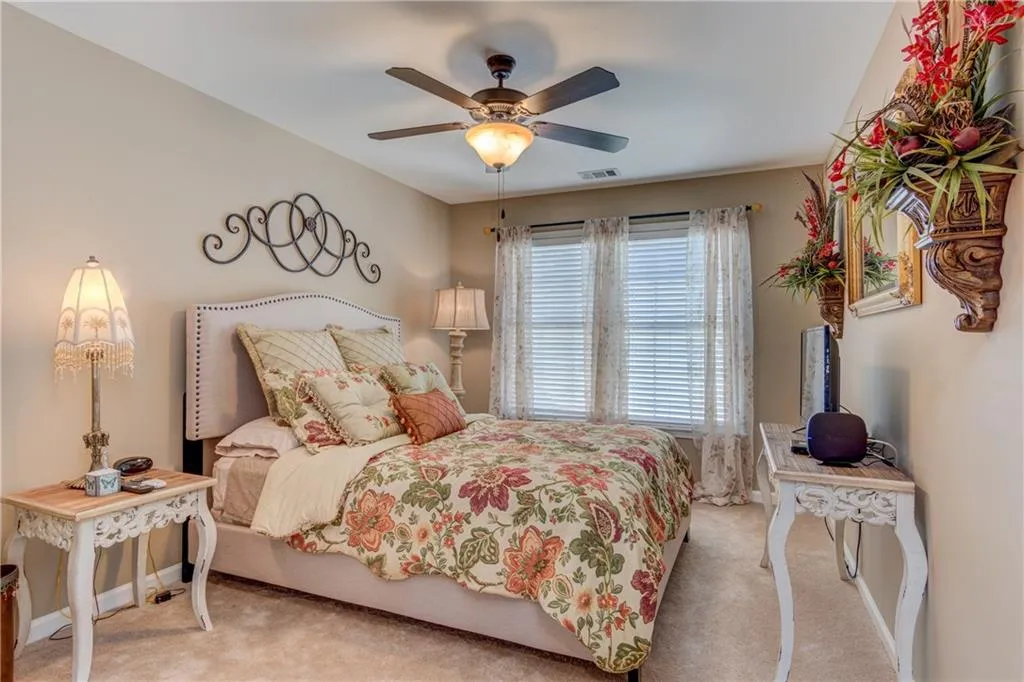 420 Glenridge Close Court, Atlanta, Georgia 30328, 4 Bedrooms Bedrooms, ,2 BathroomsBathrooms,Residential,Sold,420 Glenridge Close Court,5880359