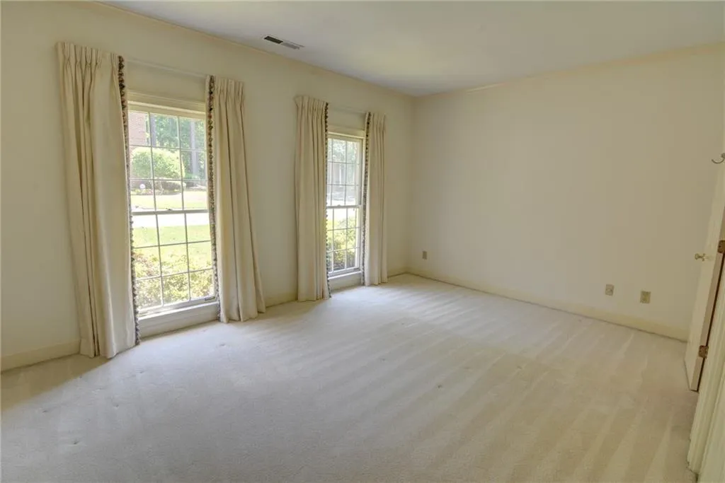 7155 Roswell Road Unit 60, Sandy Springs, Georgia 30328, 3 Bedrooms Bedrooms, ,3 BathroomsBathrooms,Residential,Sold,7155 Roswell Road Unit 60,6541036