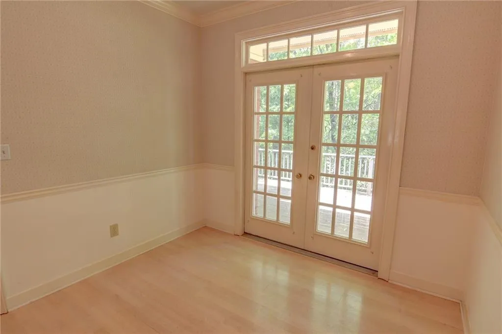 7155 Roswell Road Unit 60, Sandy Springs, Georgia 30328, 3 Bedrooms Bedrooms, ,3 BathroomsBathrooms,Residential,Sold,7155 Roswell Road Unit 60,6541036