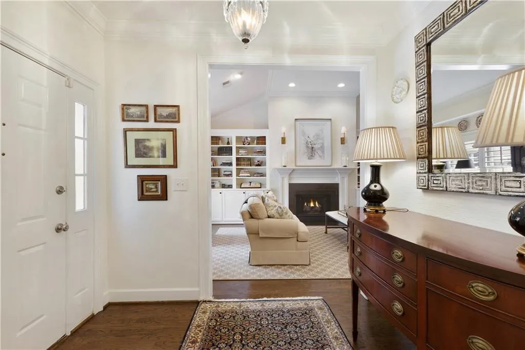 46 Vernon Glen Court, Sandy Springs, Georgia 30338, 2 Bedrooms Bedrooms, ,2 BathroomsBathrooms,Residential,Sold,46 Vernon Glen Court,6945837
