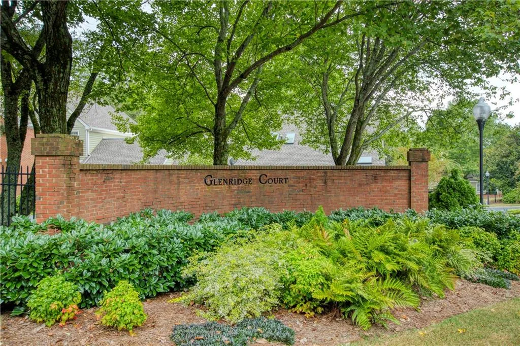 46 Vernon Glen Court, Sandy Springs, Georgia 30338, 2 Bedrooms Bedrooms, ,2 BathroomsBathrooms,Residential,Sold,46 Vernon Glen Court,6945837