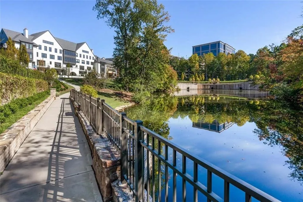 6541 Beacon Drive Unit 379, Sandy Springs, Georgia 30328, 3 Bedrooms Bedrooms, ,3 BathroomsBathrooms,Residential,Sold,6541 Beacon Drive Unit 379,7022693