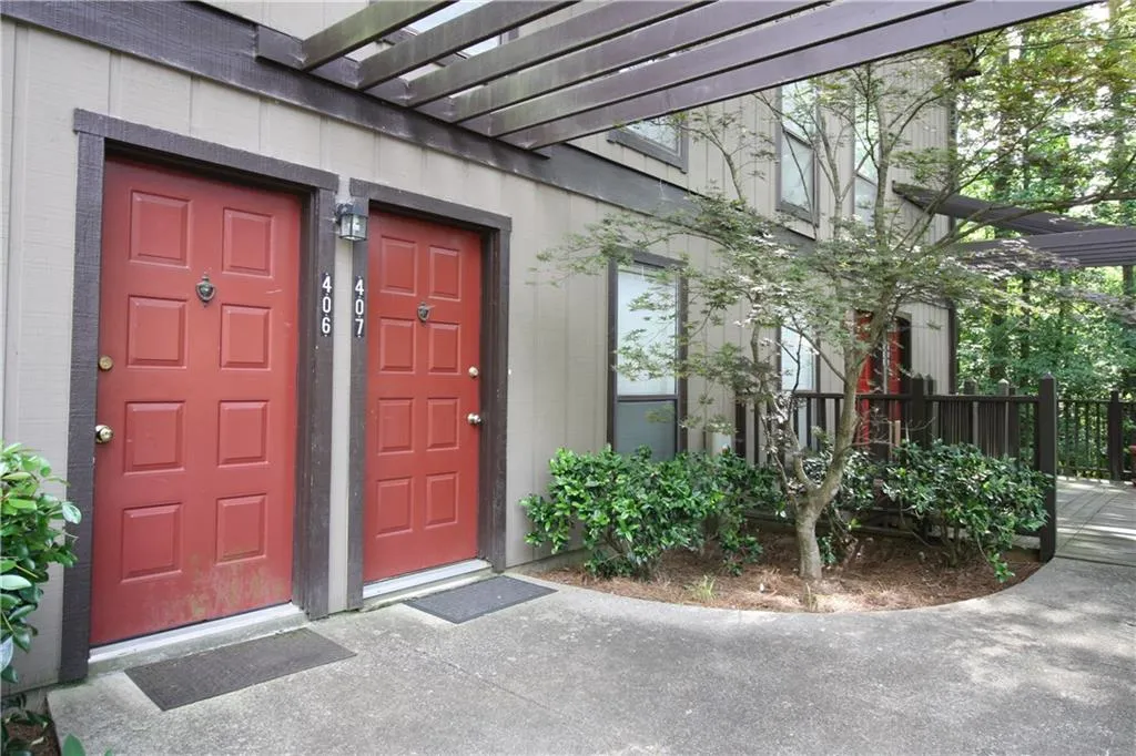 407 River Run Drive Unit 407, Sandy Springs, Georgia 30350, 1 Bedroom Bedrooms, ,1 BathroomBathrooms,Residential,Sold,407 River Run Drive Unit 407,5851333