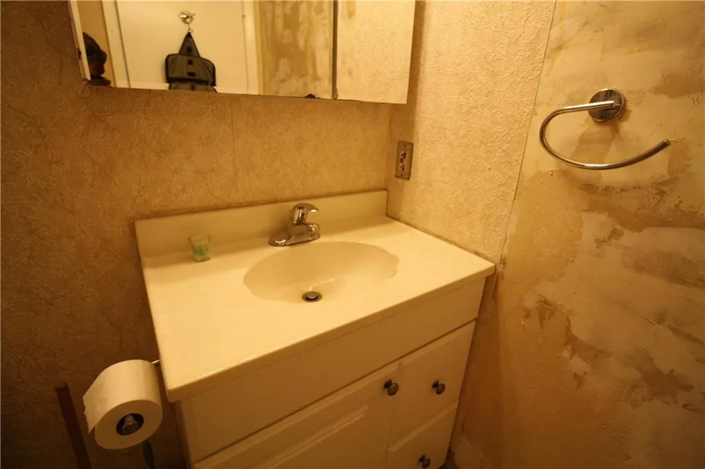 407 River Run Drive Unit 407, Sandy Springs, Georgia 30350, 1 Bedroom Bedrooms, ,1 BathroomBathrooms,Residential,Sold,407 River Run Drive Unit 407,5851333