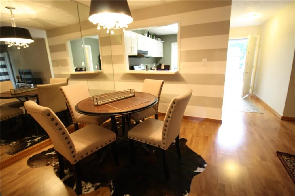 407 River Run Drive Unit 407, Sandy Springs, Georgia 30350, 1 Bedroom Bedrooms, ,1 BathroomBathrooms,Residential,Sold,407 River Run Drive Unit 407,5851333