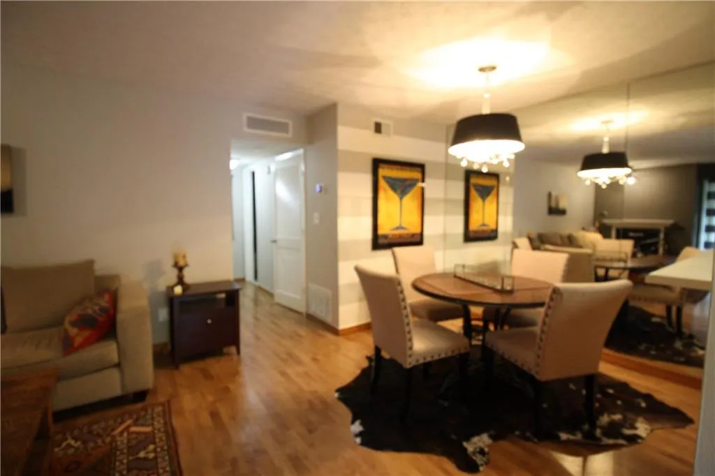 407 River Run Drive Unit 407, Sandy Springs, Georgia 30350, 1 Bedroom Bedrooms, ,1 BathroomBathrooms,Residential,Sold,407 River Run Drive Unit 407,5851333