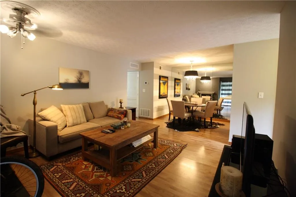 407 River Run Drive Unit 407, Sandy Springs, Georgia 30350, 1 Bedroom Bedrooms, ,1 BathroomBathrooms,Residential,Sold,407 River Run Drive Unit 407,5851333