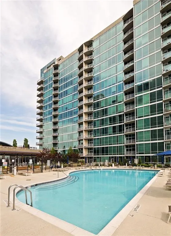 943 Peachtree Street Ne Unit 1413, Atlanta, Georgia 30309, 1 Bedroom Bedrooms, ,1 BathroomBathrooms,Residential,For Sale,943 Peachtree Street Ne Unit 1413,7665286