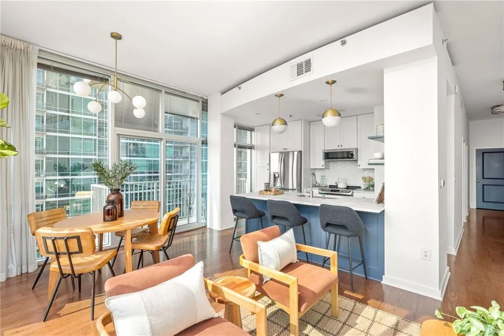 943 Peachtree Street Ne Unit 1413, Atlanta, Georgia 30309, 1 Bedroom Bedrooms, ,1 BathroomBathrooms,Residential,For Sale,943 Peachtree Street Ne Unit 1413,7665286