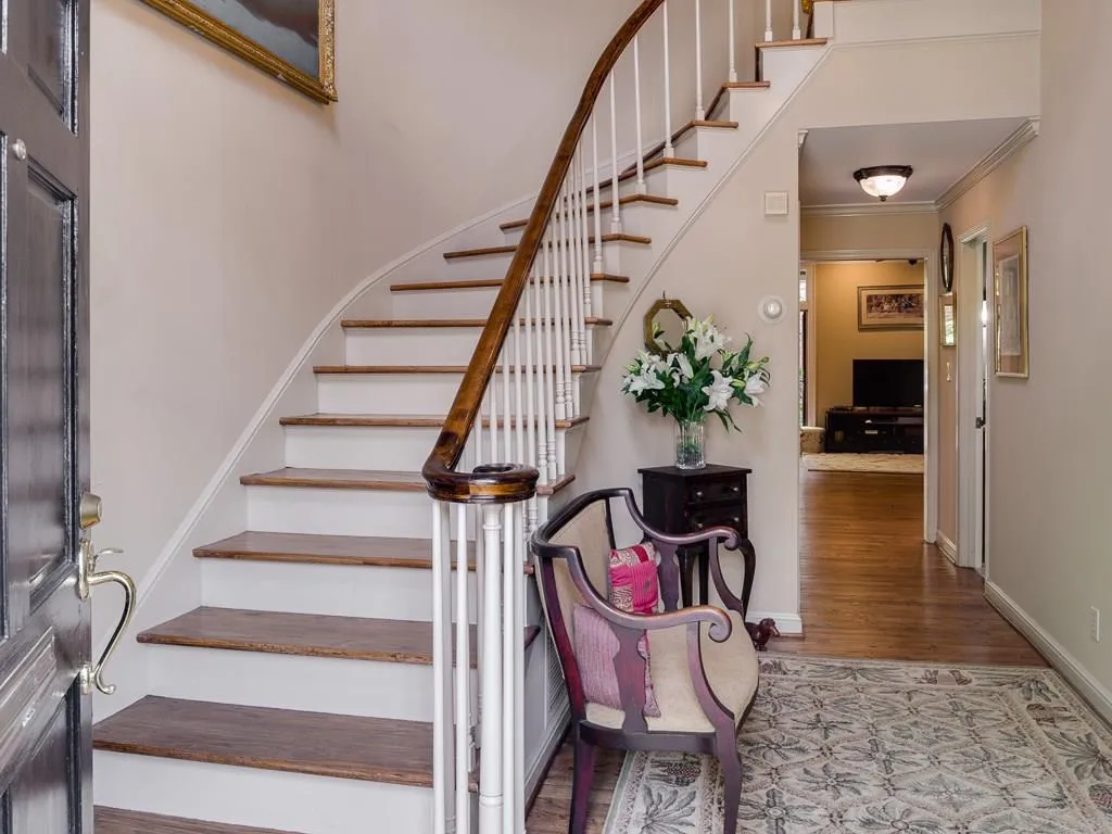 3460 Paces Place Nw, Atlanta, Georgia 30327, 2 Bedrooms Bedrooms, ,2 BathroomsBathrooms,Residential,Sold,3460 Paces Place Nw,5912210