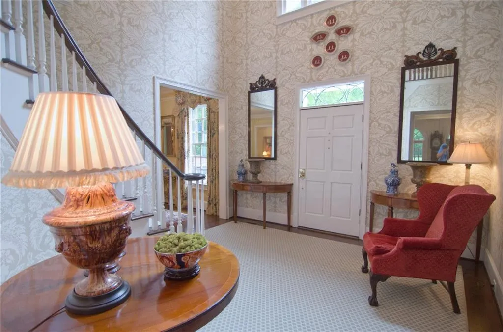 742 Conway Glen Drive Nw, Atlanta, Georgia 30327, 5 Bedrooms Bedrooms, ,4 BathroomsBathrooms,Residential,Sold,742 Conway Glen Drive Nw,5846055