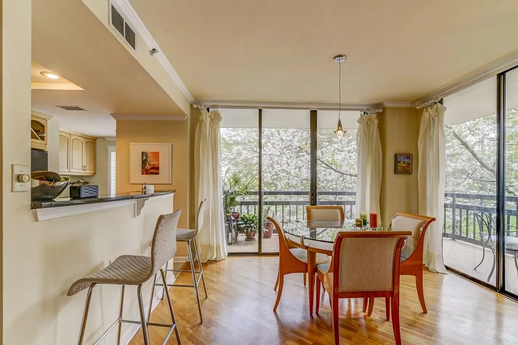 1130 Piedmont Avenue Ne Unit 413, Atlanta, Georgia 30309, 2 Bedrooms Bedrooms, ,2 BathroomsBathrooms,Residential,Sold,1130 Piedmont Avenue Ne Unit 413,5825596