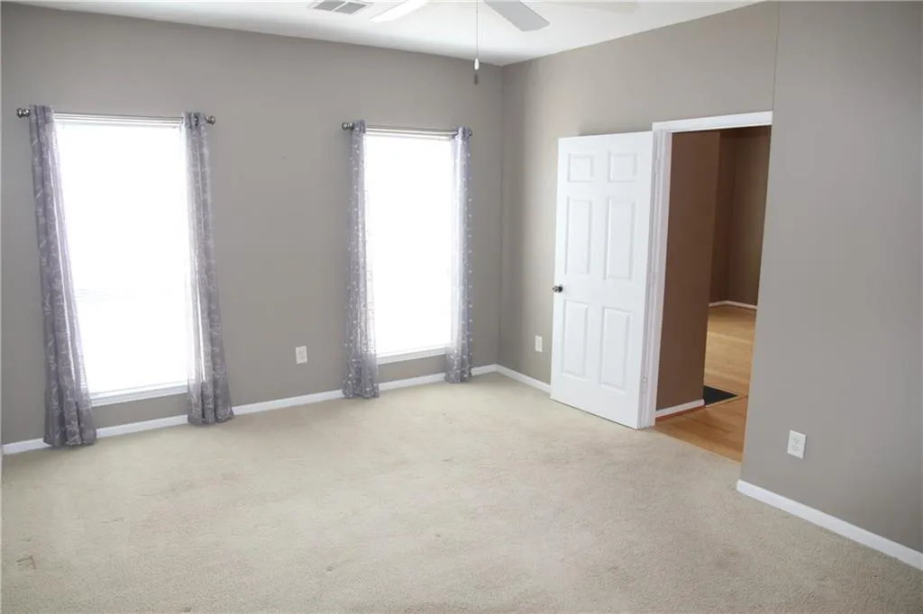 5641 Roswell Road Unit 303, Sandy Springs, Georgia 30342, 2 Bedrooms Bedrooms, ,2 BathroomsBathrooms,Residential,Sold,5641 Roswell Road Unit 303,5661632