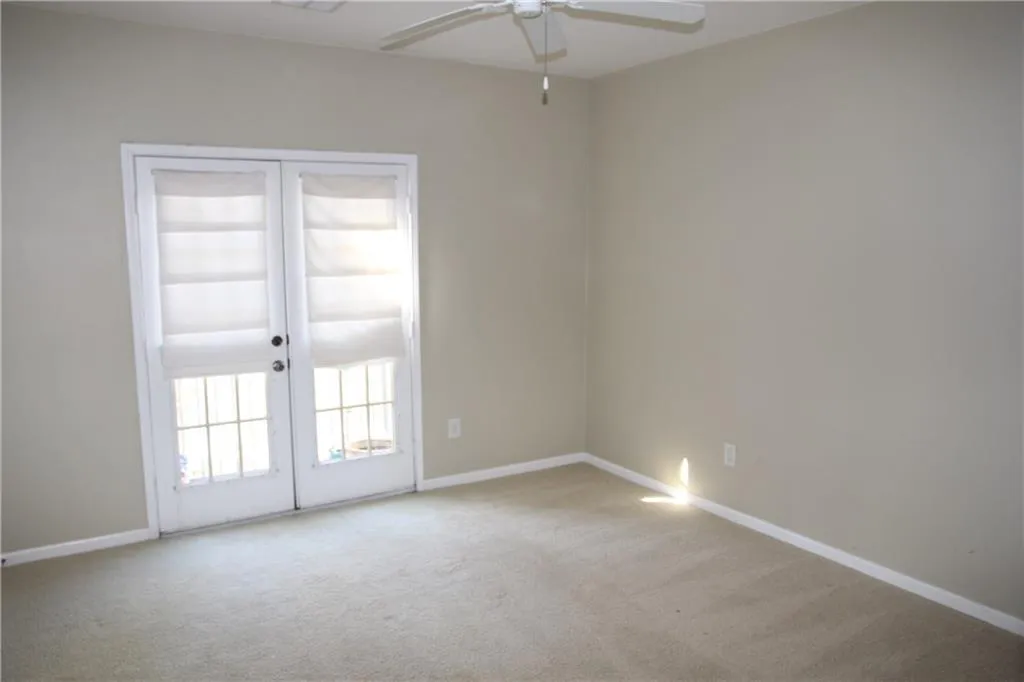 5641 Roswell Road Unit 303, Sandy Springs, Georgia 30342, 2 Bedrooms Bedrooms, ,2 BathroomsBathrooms,Residential,Sold,5641 Roswell Road Unit 303,5661632