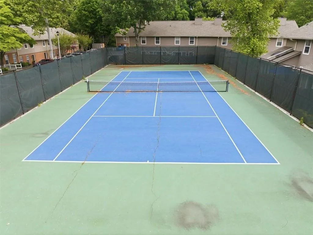 7750 Roswell Road Unit 9f, Sandy Springs, Georgia 30350, 3 Bedrooms Bedrooms, ,2 BathroomsBathrooms,Residential,For Sale,7750 Roswell Road Unit 9f,7764549