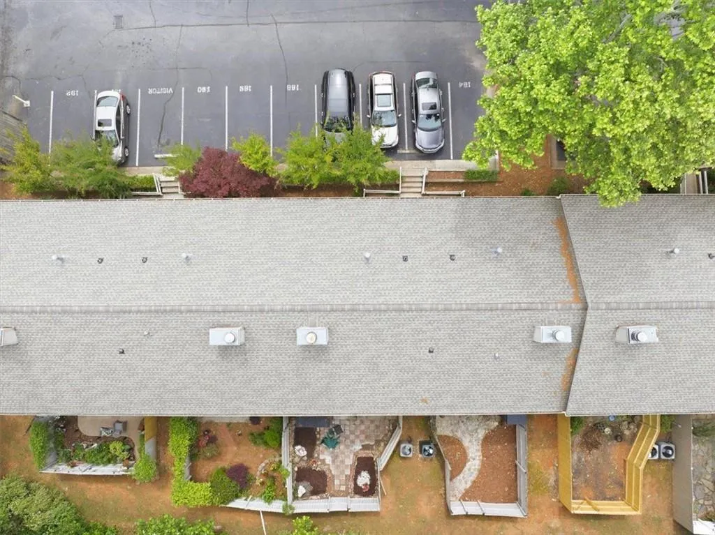 7750 Roswell Road Unit 9f, Sandy Springs, Georgia 30350, 3 Bedrooms Bedrooms, ,2 BathroomsBathrooms,Residential,For Sale,7750 Roswell Road Unit 9f,7764549