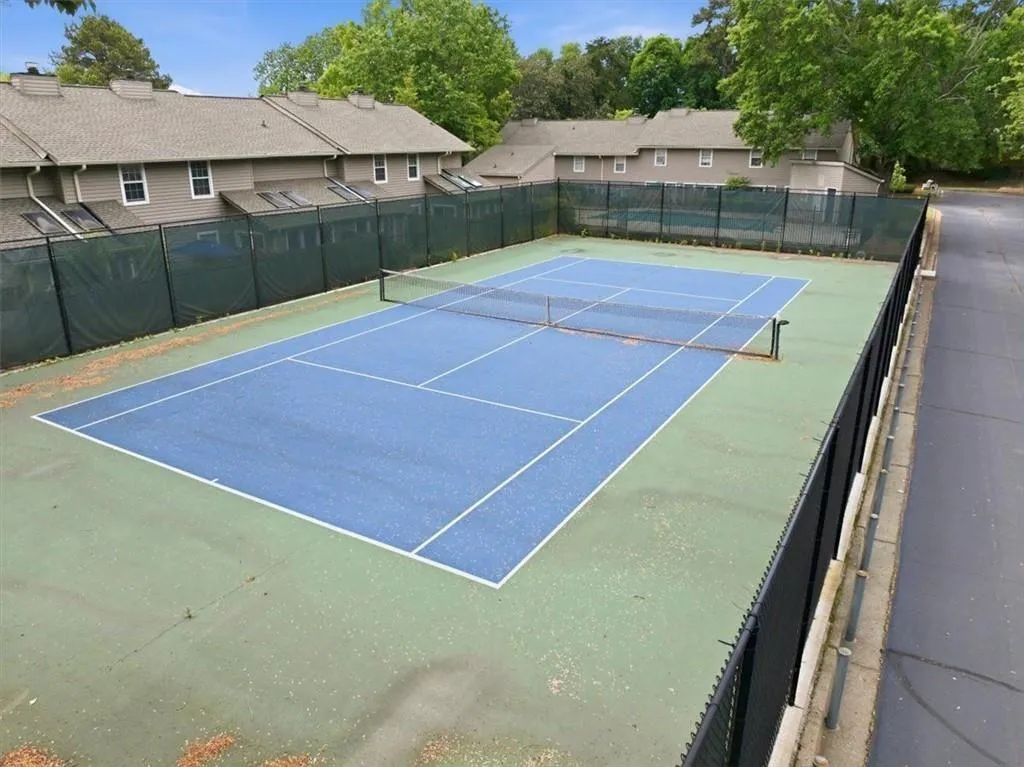 7750 Roswell Road Unit 9f, Sandy Springs, Georgia 30350, 3 Bedrooms Bedrooms, ,2 BathroomsBathrooms,Residential,For Sale,7750 Roswell Road Unit 9f,7764549