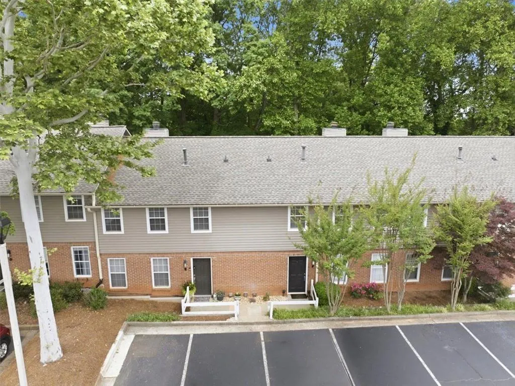 7750 Roswell Road Unit 9f, Sandy Springs, Georgia 30350, 3 Bedrooms Bedrooms, ,2 BathroomsBathrooms,Residential,For Sale,7750 Roswell Road Unit 9f,7764549