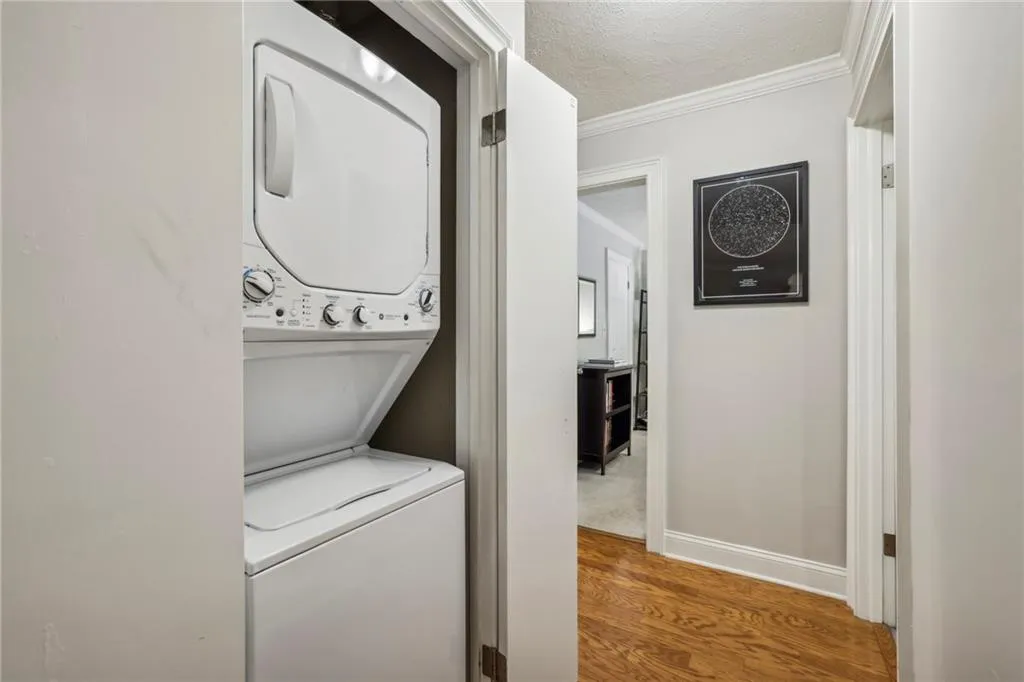 6800 Glenridge Drive Unit 6820d, Atlanta, Georgia 30328, 2 Bedrooms Bedrooms, ,1 BathroomBathrooms,Residential,Sold,6800 Glenridge Drive Unit 6820d,7421925