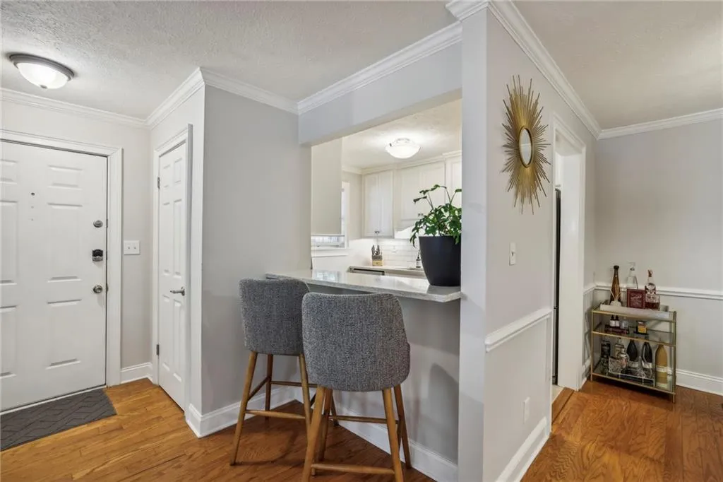6800 Glenridge Drive Unit 6820d, Atlanta, Georgia 30328, 2 Bedrooms Bedrooms, ,1 BathroomBathrooms,Residential,Sold,6800 Glenridge Drive Unit 6820d,7421925