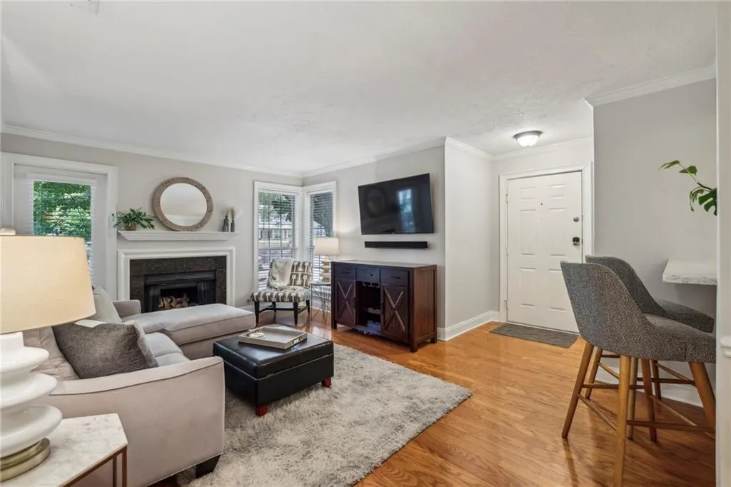 6800 Glenridge Drive Unit 6820d, Atlanta, Georgia 30328, 2 Bedrooms Bedrooms, ,1 BathroomBathrooms,Residential,Sold,6800 Glenridge Drive Unit 6820d,7421925