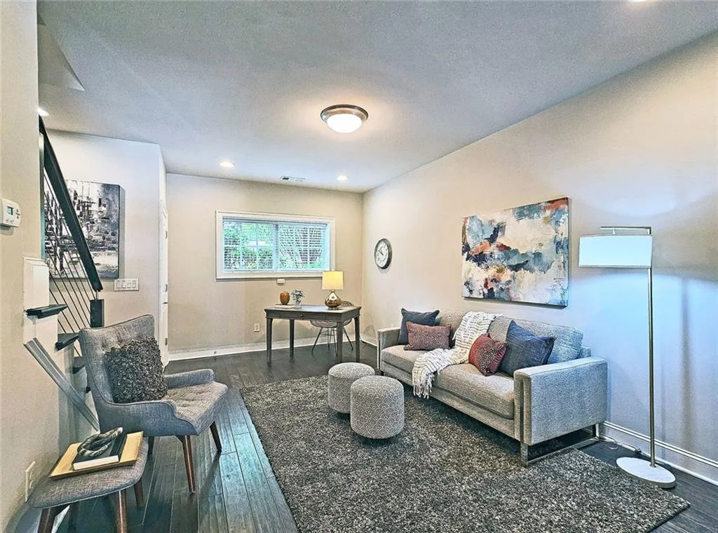 4107 Township Parkway Unit 69, Sandy Springs, Georgia 30342, 2 Bedrooms Bedrooms, ,2 BathroomsBathrooms,Residential,For Sale,4107 Township Parkway Unit 69,7636395