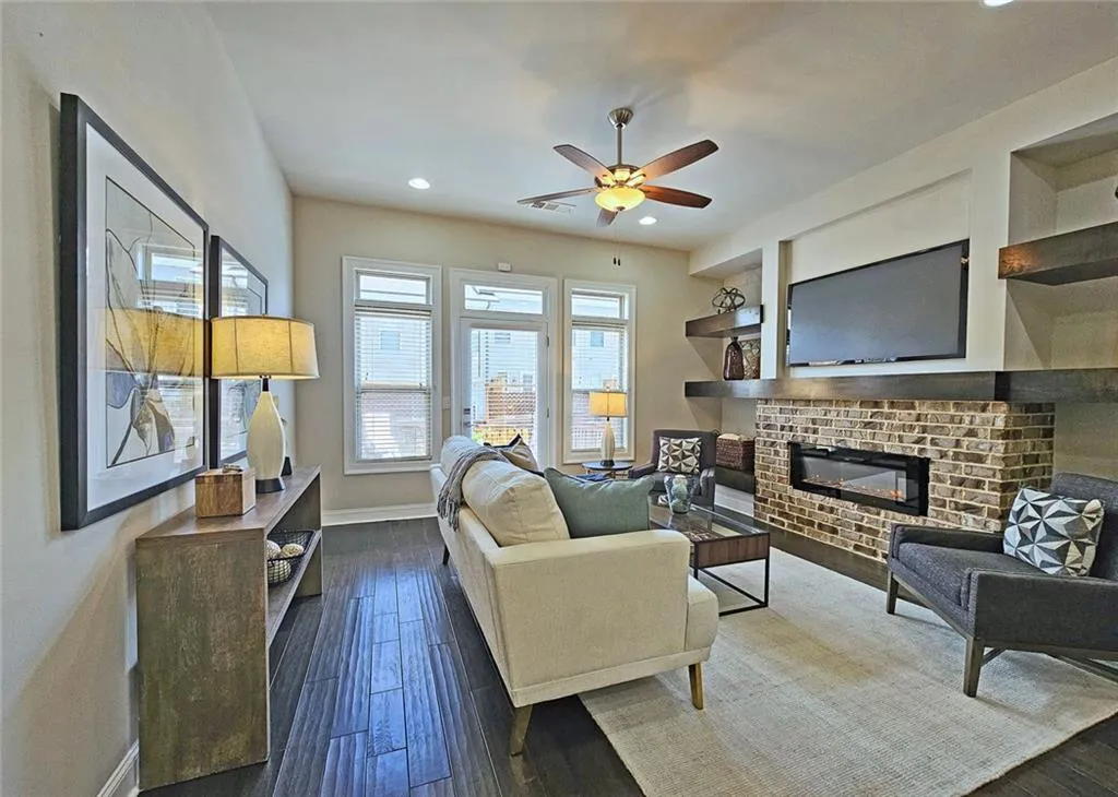 4107 Township Parkway Unit 69, Sandy Springs, Georgia 30342, 2 Bedrooms Bedrooms, ,2 BathroomsBathrooms,Residential,For Sale,4107 Township Parkway Unit 69,7636395