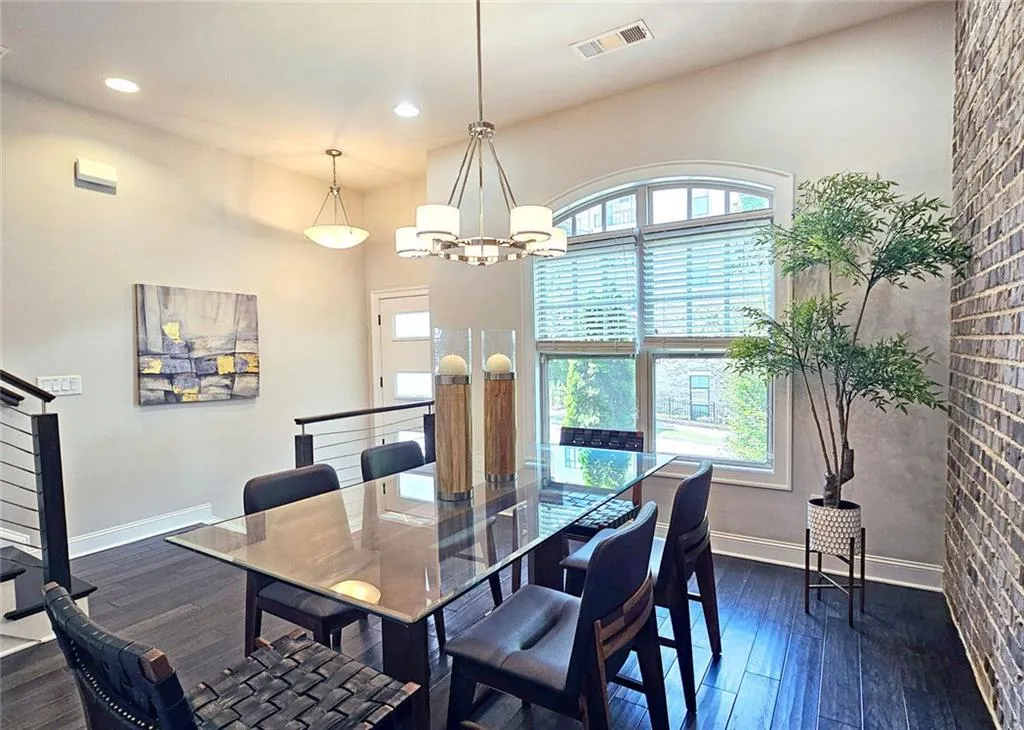 4107 Township Parkway Unit 69, Sandy Springs, Georgia 30342, 2 Bedrooms Bedrooms, ,2 BathroomsBathrooms,Residential,For Sale,4107 Township Parkway Unit 69,7636395