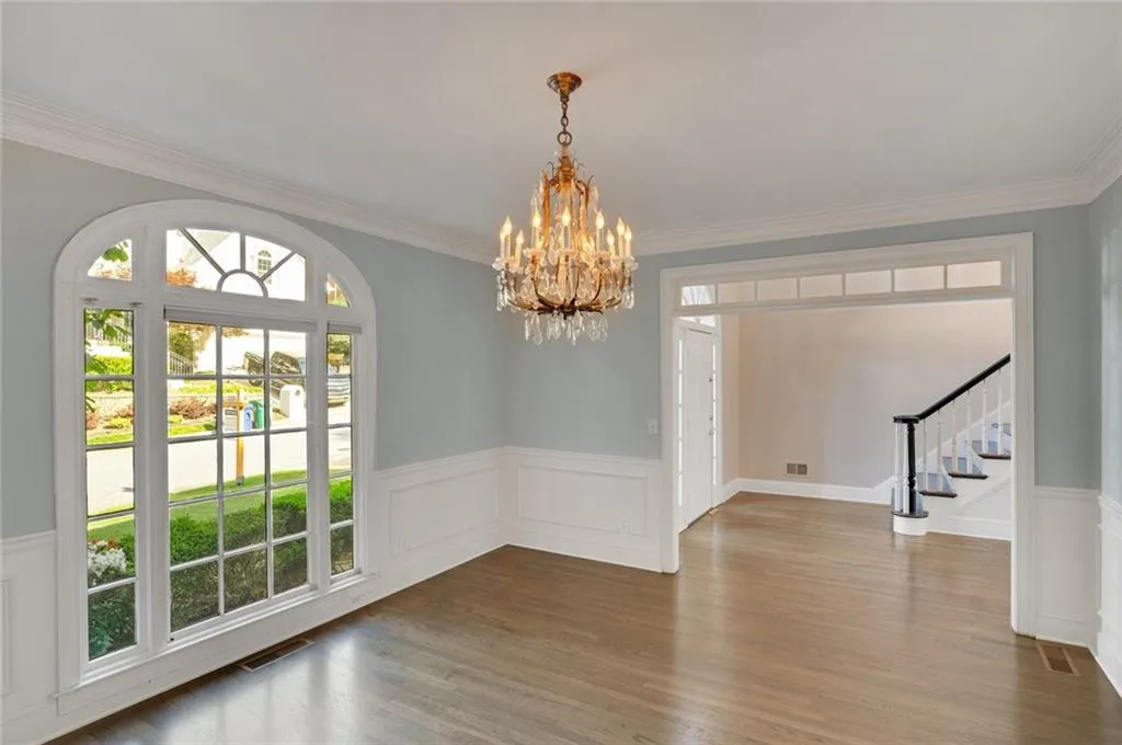 1139 Tennyson Place Ne, Brookhaven, Georgia 30319, 4 Bedrooms Bedrooms, ,3 BathroomsBathrooms,Residential,Sold,1139 Tennyson Place Ne,7541000