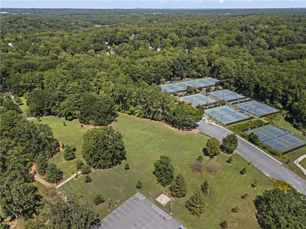 Blackburn park is directly across the street and offers tennis courts just calling your name! Not to mention this is where so many community events take place such as Light Up the Night, The Cherry Blossom Festival, food trucks and so much more! All of this right at your doorstep!