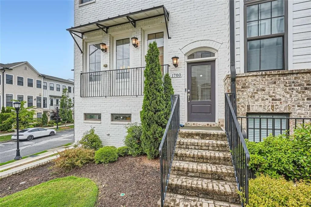 1780 Morningtide Lane Ne, Atlanta, Georgia 30324, 3 Bedrooms Bedrooms, ,3 BathroomsBathrooms,Residential,For Sale,1780 Morningtide Lane Ne,7637907