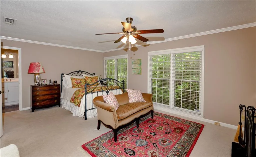 305 Brandywine Circle, Sandy Springs, Georgia 30350, 3 Bedrooms Bedrooms, ,2 BathroomsBathrooms,Residential,Sold,305 Brandywine Circle,6070814