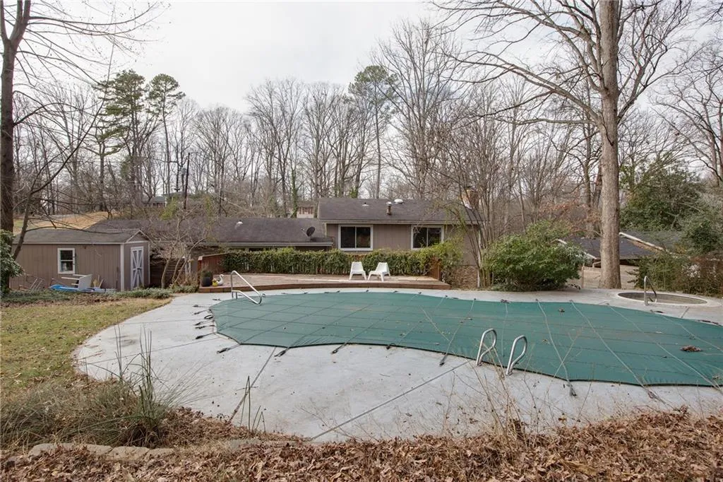 636 Lorell Terrace Ne, Atlanta, Georgia 30328, 4 Bedrooms Bedrooms, ,3 BathroomsBathrooms,Residential,Sold,636 Lorell Terrace Ne,5949207