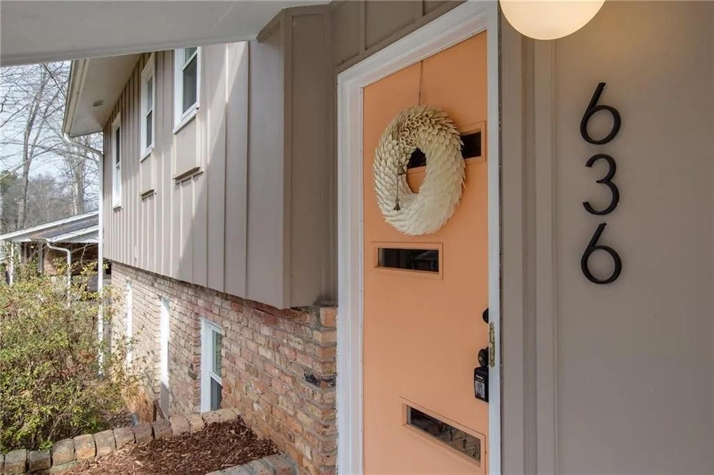 636 Lorell Terrace Ne, Atlanta, Georgia 30328, 4 Bedrooms Bedrooms, ,3 BathroomsBathrooms,Residential,Sold,636 Lorell Terrace Ne,5949207