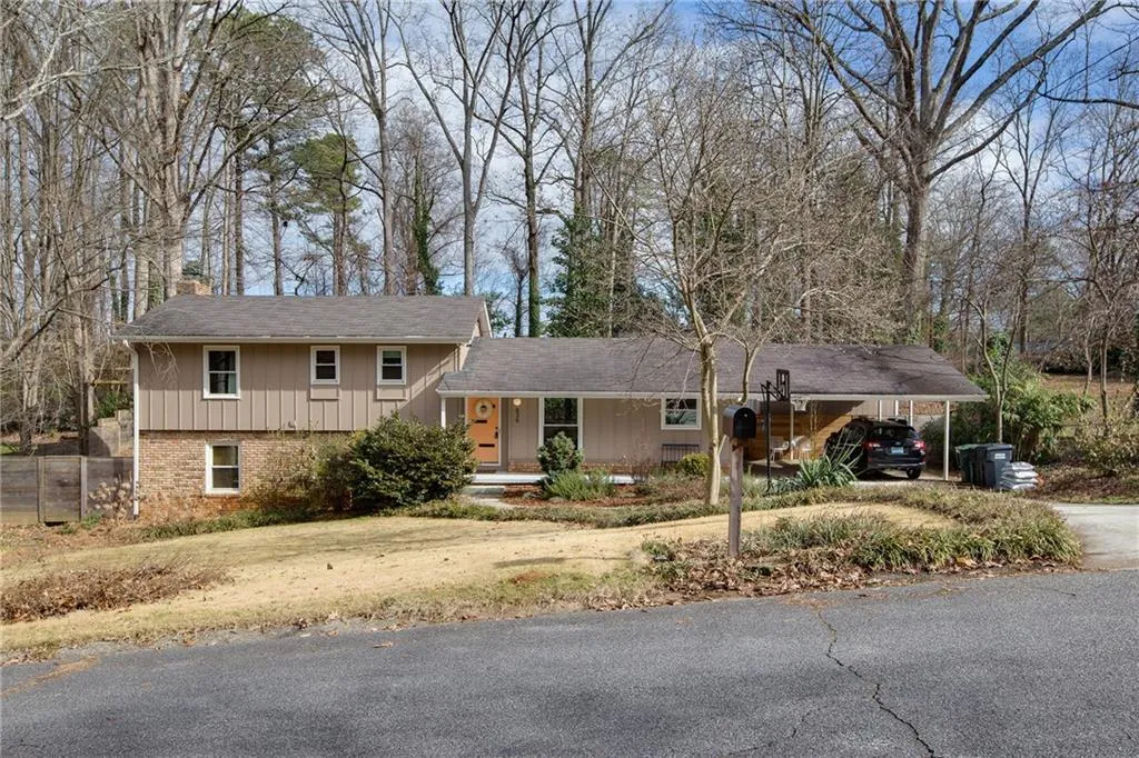 636 Lorell Terrace Ne, Atlanta, Georgia 30328, 4 Bedrooms Bedrooms, ,3 BathroomsBathrooms,Residential,Sold,636 Lorell Terrace Ne,5949207