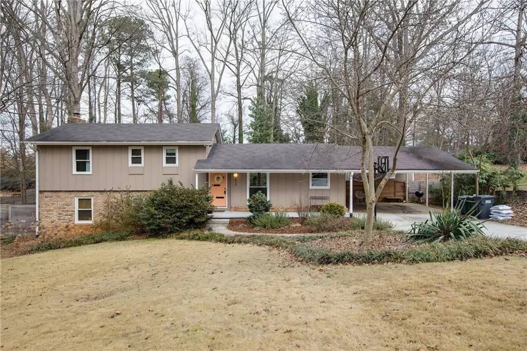 636 Lorell Terrace Ne, Atlanta, Georgia 30328, 4 Bedrooms Bedrooms, ,3 BathroomsBathrooms,Residential,Sold,636 Lorell Terrace Ne,5949207